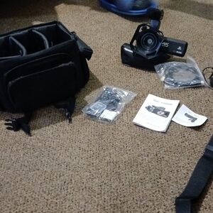 An 4k Wifi Canera/ Camcorder